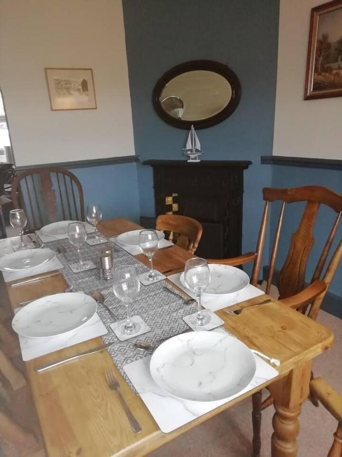 Cosy Spacious 2-Bed Cottage In Watchet Somerset Exterior photo