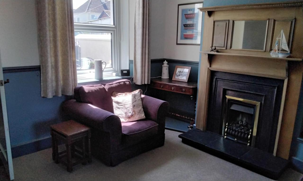 Cosy Spacious 2-Bed Cottage In Watchet Somerset Exterior photo
